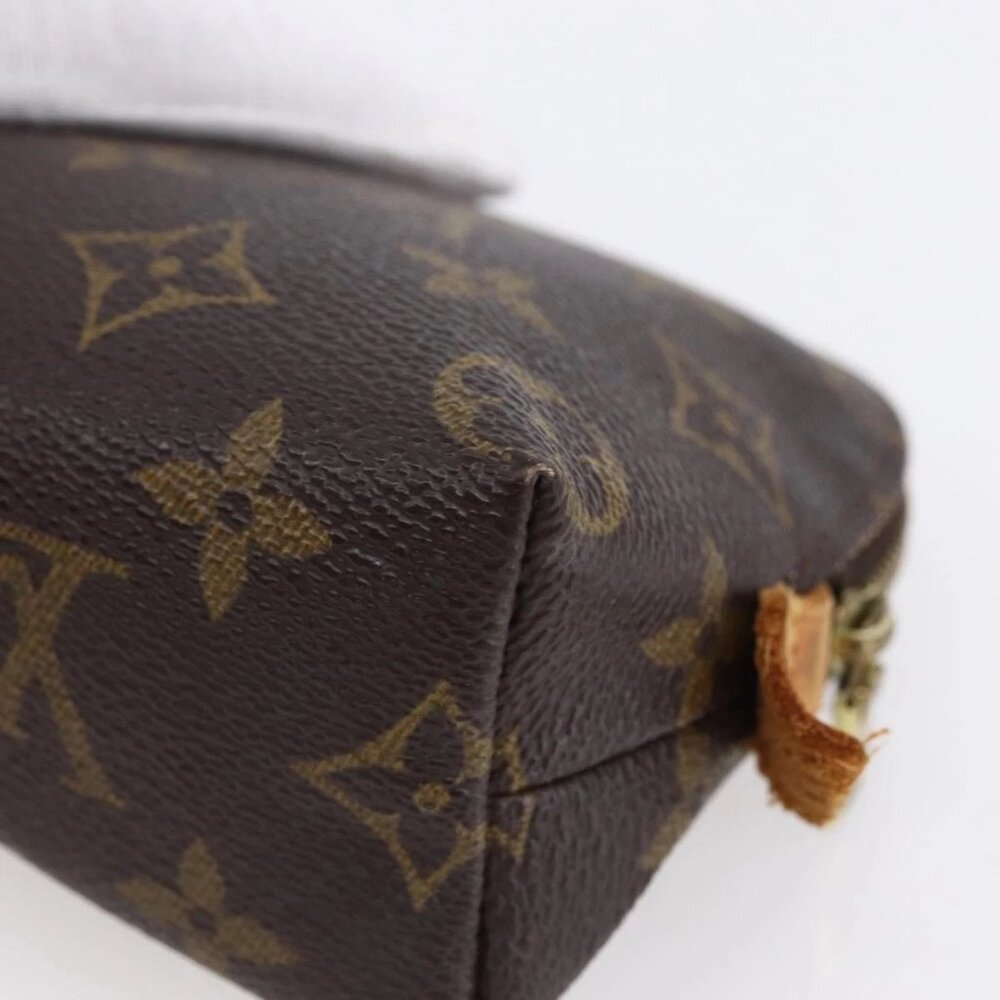 LOUIS VUITTON Monogram Pochette Cosmetic PM Pouch - Picture 8 of 16